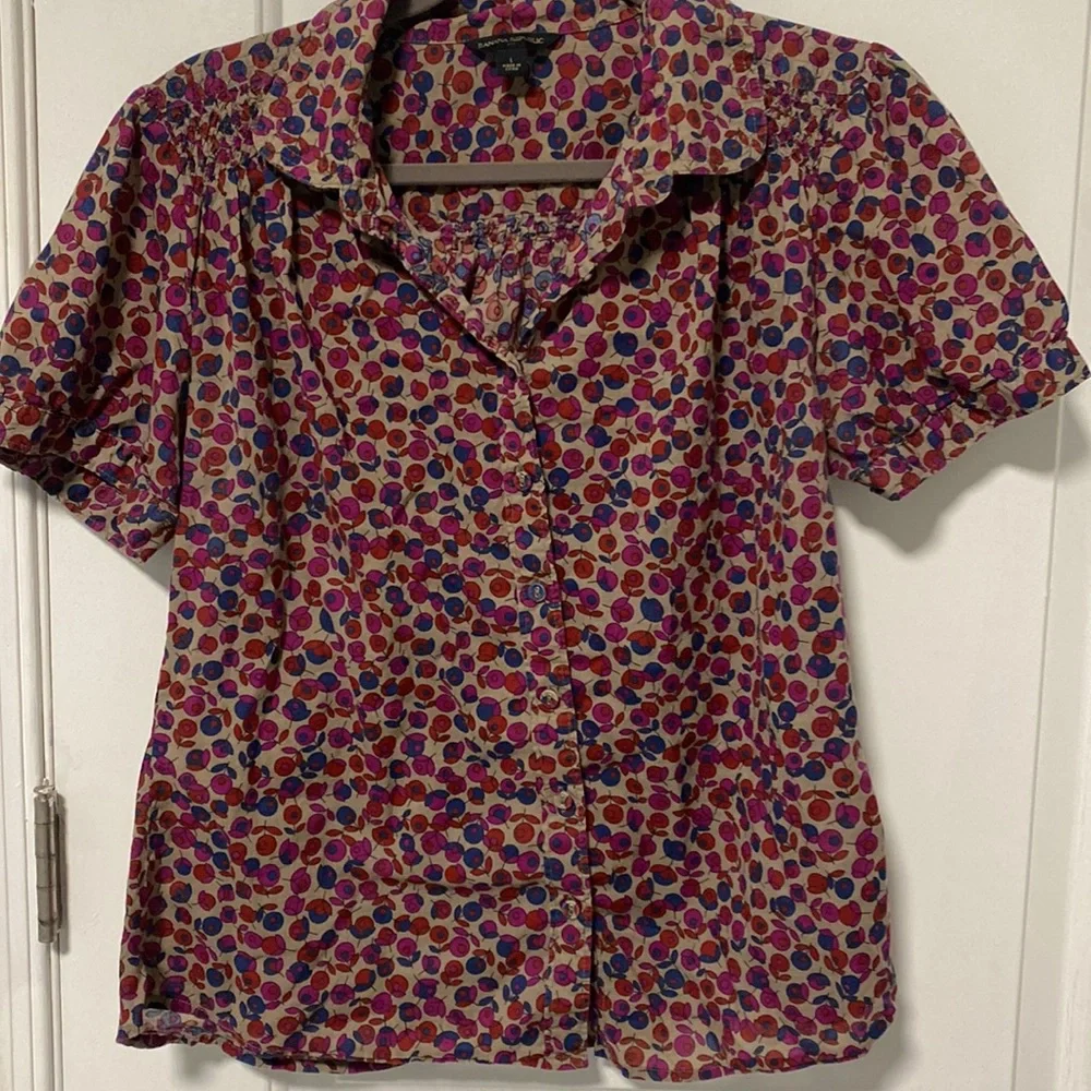 Banana republic blouse size L - Picture 2 of 6